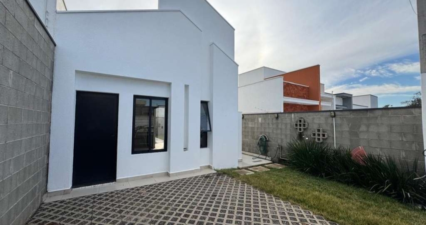 Imperdível casa à venda em Indaiatuba-SP, Jardim Residencial Veneza: 2 quartos, 1 suíte, 2 vagas, 80,00m². Confira!