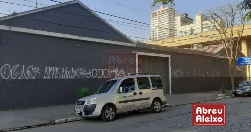 Belenzinho - galpão multiuso com 1250 m² de area construida - terreno 1132 m² - frente com 30 m - localização estratégica a 500 m do metrô belem