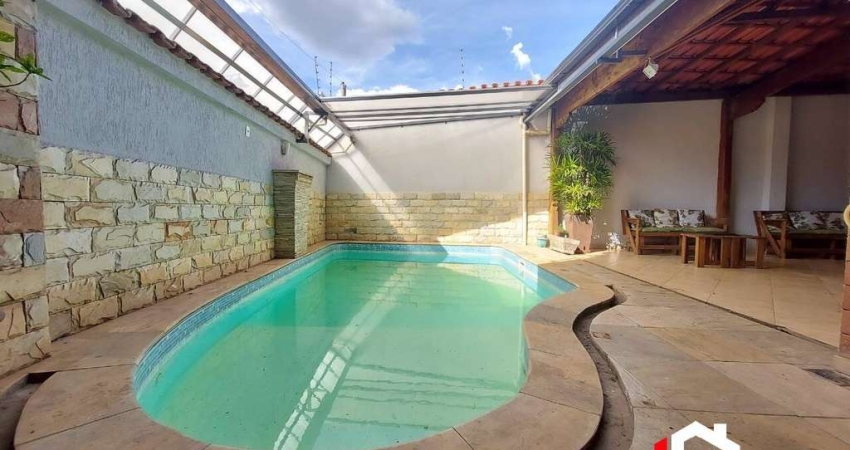 Casa com 5 Quartos e 3 banheiros 200 m² por R$ 980.000 / Planalto