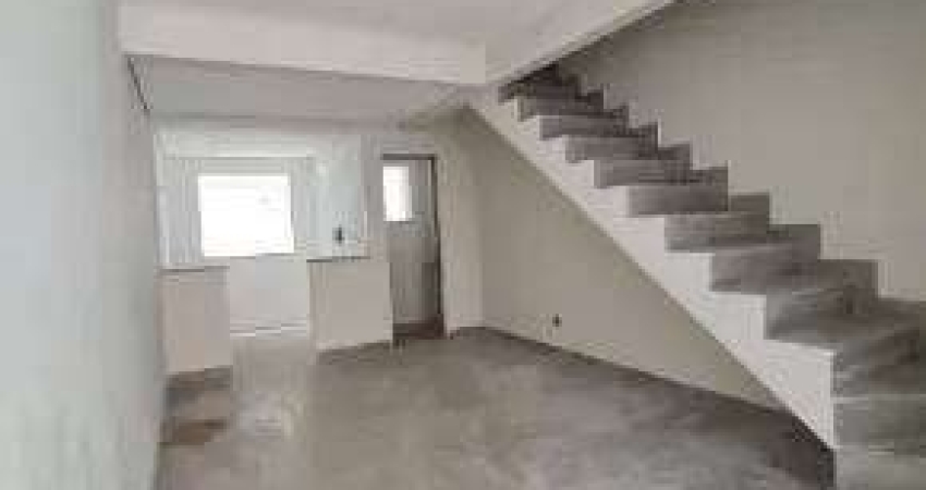 Casa Duplex, nova , bairro Planalto-
80mts