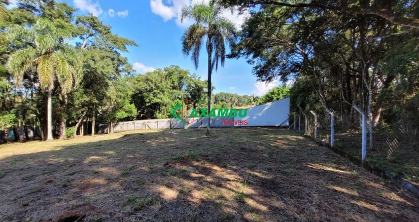 TERRENO PLANO NO JARDIM TARANTELA, COM 1.618 M² - ROTA GASTRONOMICA  E DO VINHO