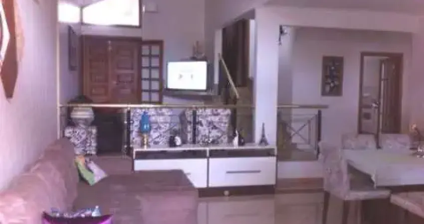 Casa à venda em Jundiaí-SP, Jardim Planalto: 4 quartos, 2 suítes, 1 sala, 3 banheiros, 4 vagas de garagem, 270m².