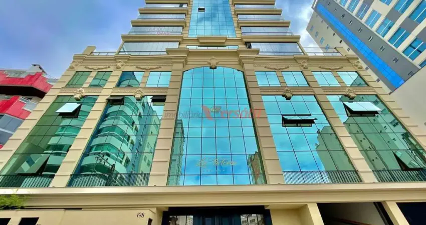 Apartamento com 3 quartos à venda na Rua 319, 198, Meia Praia, Itapema