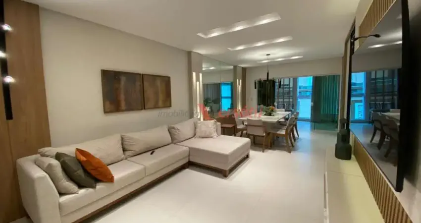 Apartamento com 3 quartos à venda na Rua 238, 402, Meia Praia, Itapema