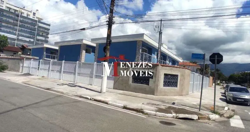 Casa Nova a venda em Villagio  em Bertioga - Centro- Ref. 2268