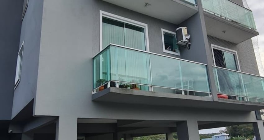 Aluga-se Cobertura Duplex com 02 quartos Joinville.