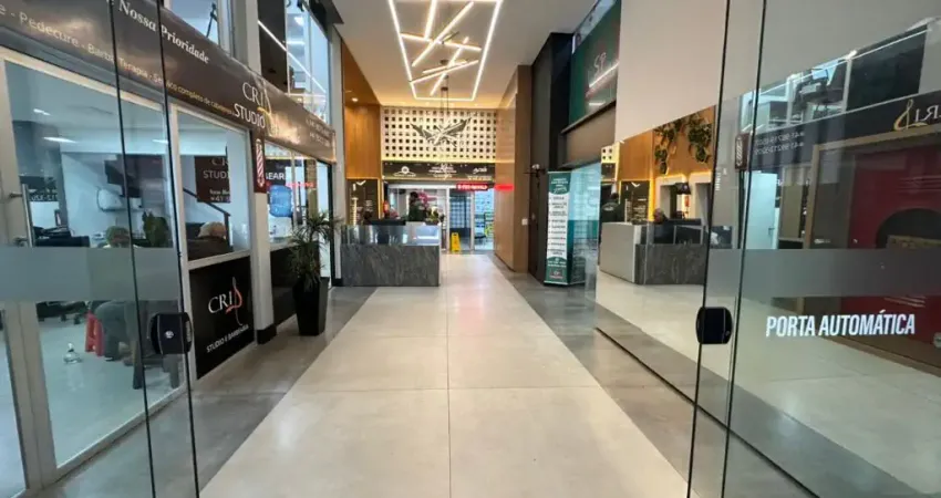 Sala comercial para alugar na Rua Desembargador Westphalen, Rebouças, Curitiba