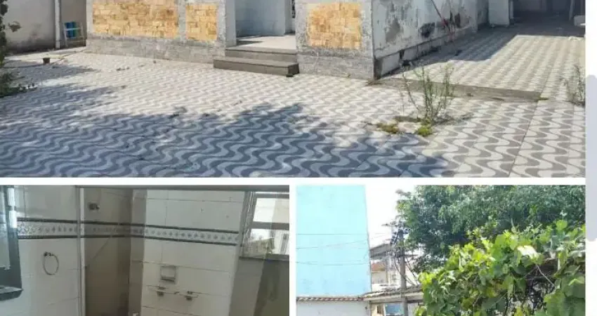 CASA DUPLEX - 200 m² - 04 DORMITÓRIOS - SUITE - VARANDA - QUINTAL - GARAGEM
