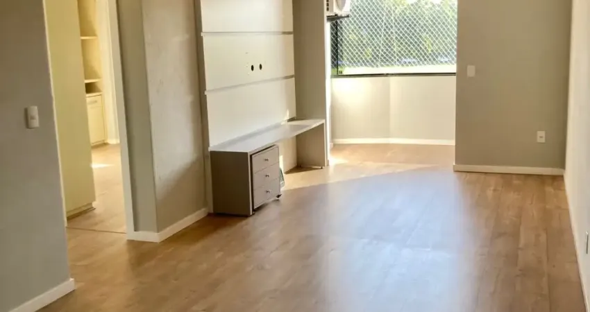LINDO APARTAMENTO REFORMADO NO SAGUACU - PRONTO PRA MORAR