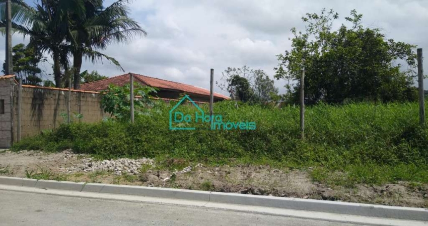 Terreno à venda na Vila Erminda, Peruíbe 