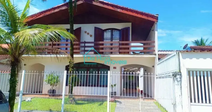 Casa com 3 quartos à venda no Centro, Mongaguá