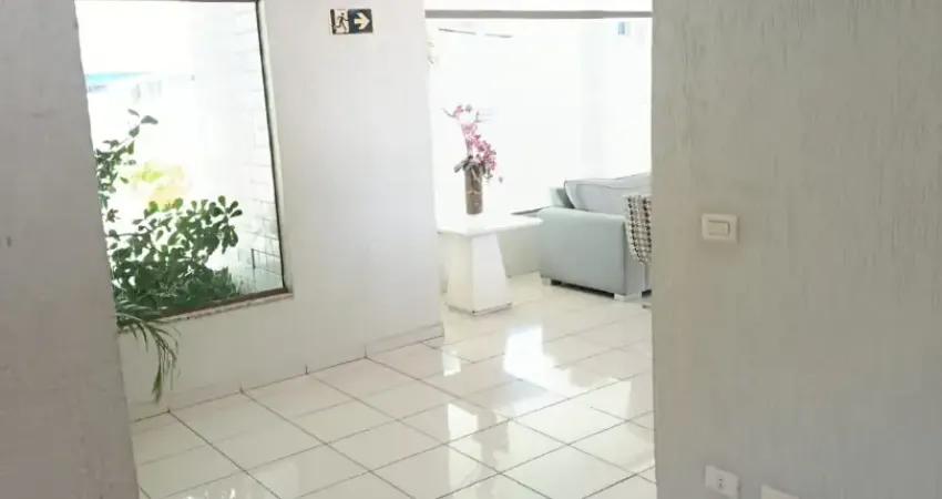 Vendo apartamento com 98,57 m² nascente 3 quartos um com suíte, e dependência de empregado, por apenas 500.000,00