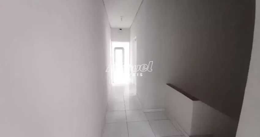 Casa com 3 quartos para alugar na Rua Prudente de Morais, Centro, Piracicaba