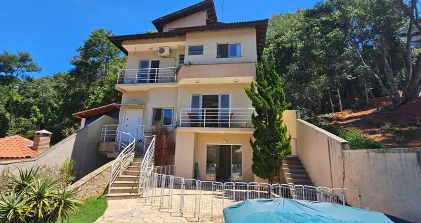 Aruã Eco Park Lagos - Casa Sobrado Alto Padrão à venda no Condomínio Aruã Lagos em Mogi das Cruzes, SP, com 4 suítes.