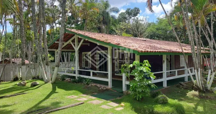 Chácara / sítio com 3 quartos à venda na Avenida Dom Paulo Rolim Loureiro, 551, Vila Oliveira, Mogi das Cruzes