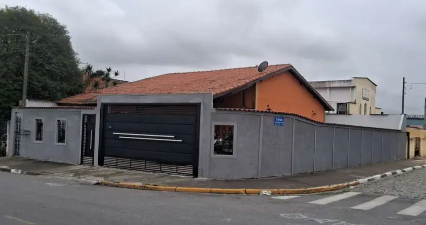 CASA TÉRREA COM 3 DORMITÓRIOS NO JARDIM NATAL - SUZANO