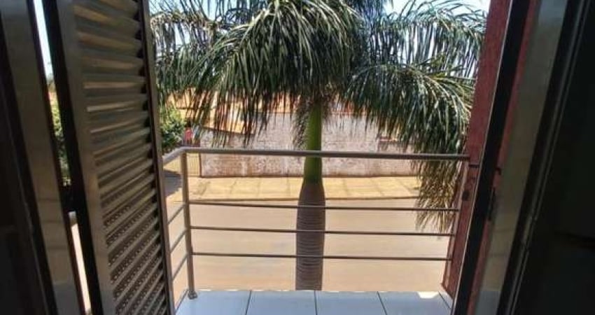 Sobrado para Venda em Panorama, Ginásio, 2 dormitórios, 1 banheiro, 1 vaga