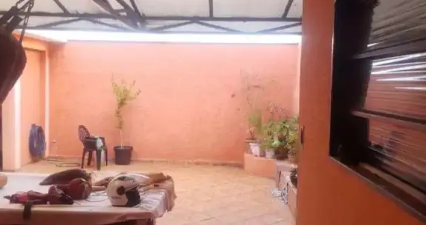 Casa para Venda em Ribeirão Preto, Vila Tibério, 3 dormitórios, 1 suíte, 2 banheiros, 3 vagas