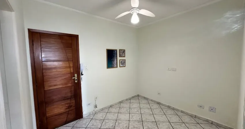 Apartamento à venda, com 1 dormitório e vaga de garagem com manobrista no bairro da ponta da praia/santos