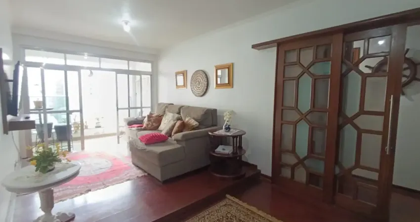 Apartamento à venda com 3 dormitórios sendo 1 suíte mais dependência e vaga de garagem no bairro do gonzaga/santos