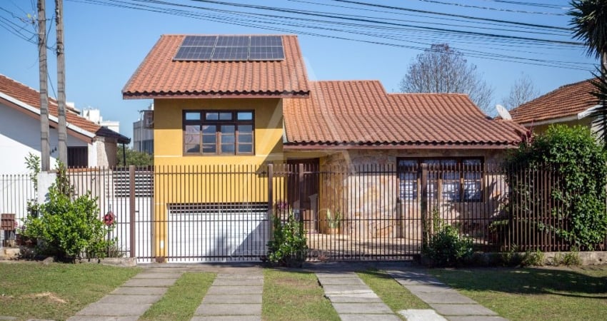 Casa com 3 quartos à venda na Rua Sebastião Alves Ferreira, 134, Bairro Alto, Curitiba