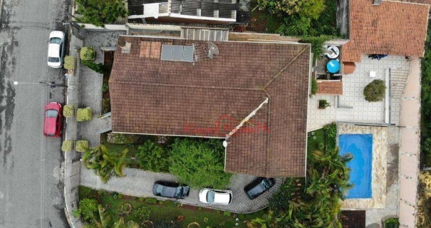 Casa com 4 dormitórios, 500 m² - venda por R$ 2.800.000,00 ou aluguel por R$ 7.000,00/mês - Nova Arujá - Arujá/SP