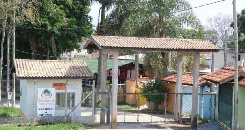 Sobrado com 2 dormitórios para alugar por R$ 2.600,00/mês - Mirante - Arujá/SP