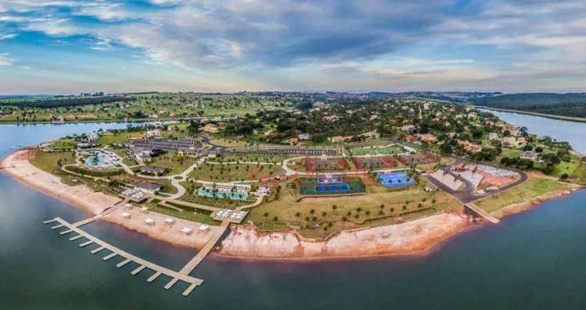 Casa com 3 dormitórios, 200 m² - venda por R$ 1.680.000,00 ou aluguel por R$ 13.100,00/mês - Riviera de Santa Cristina XIII - Paranapanema/SP