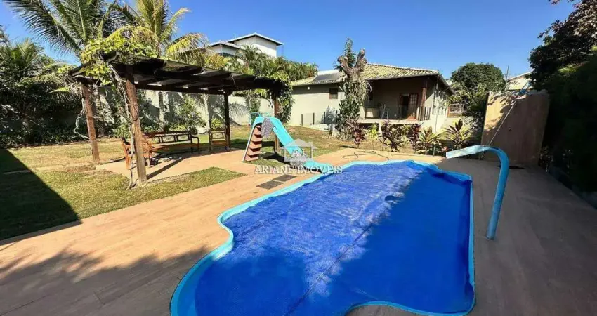 Casa em condomínio fechado com 3 quartos à venda na Rua Vinte e Dois, Condomínios Aldeias do Lago, Esmeraldas