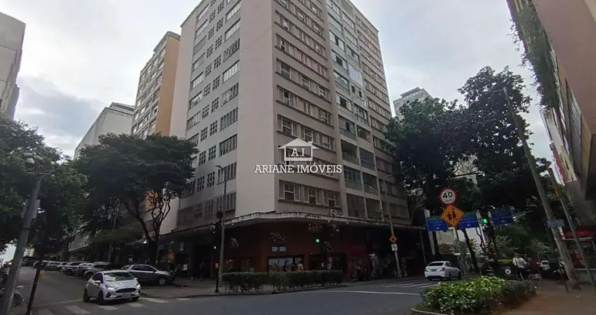 Apartamento com 3 quartos para alugar na Rua dos Goitacazes, Centro, Belo Horizonte