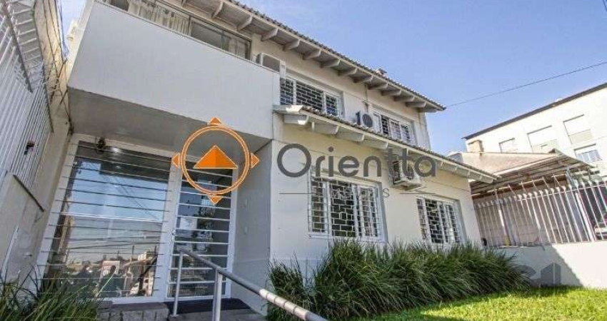 Casa 10 dormitórios para alugar Passo da Areia Porto Alegre/RS