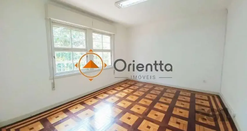 Imobiliária Orientta Imóveis Aluga Excelente CASA na Rua Marquês do Pombal