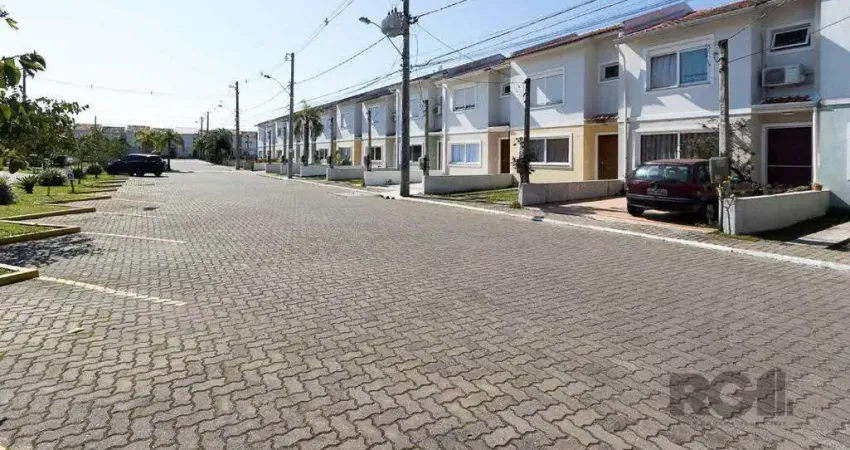 Casa com 3 quartos à venda na Avenida Edgar Pires de Castro, 2520, Hípica, Porto Alegre