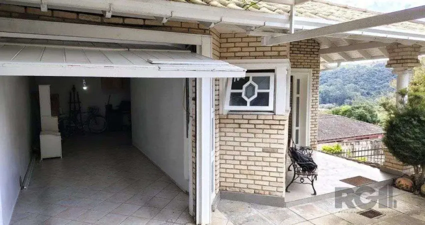 Casa com 3 quartos à venda na Rua Altos da Amapá, 120, Vila Nova, Porto Alegre