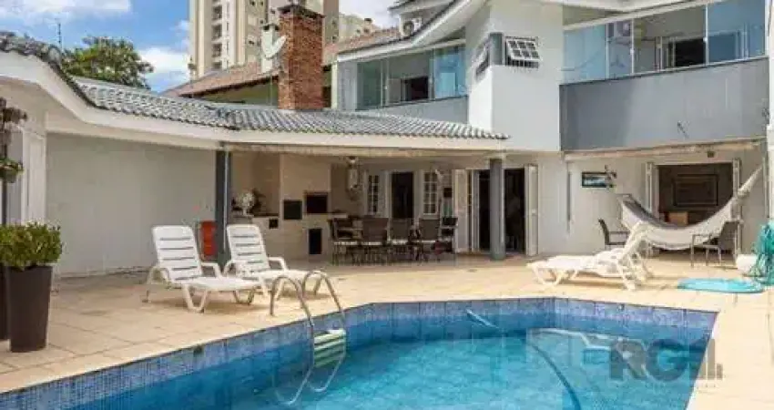 Casa com 5 quartos à venda na Rua Comendador Claudius Zaluski, 30, Petrópolis, Porto Alegre