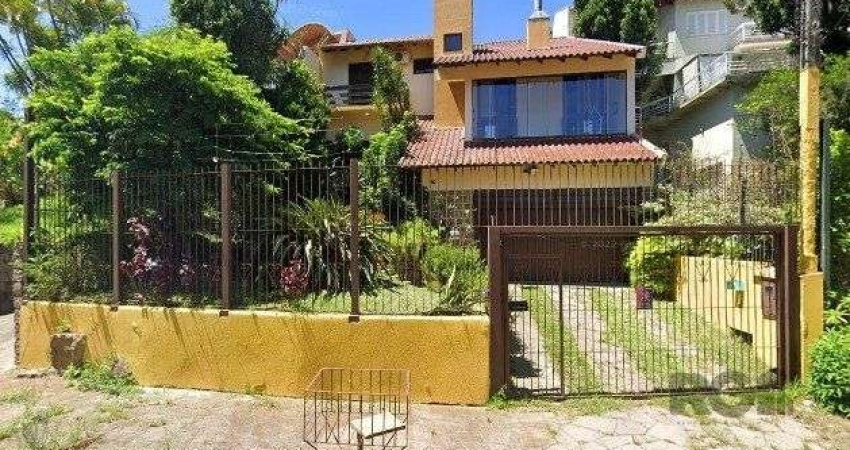 Casa 4 dormitórios à venda Teresópolis Porto Alegre/RS