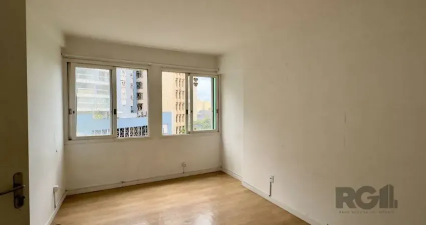 APARTAMENTO 1 DORMITÓRIO DE FRENTE NO CENTRO HISTÓRICO