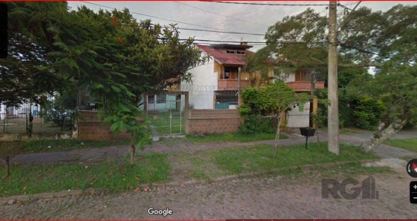 Terreno à venda na Rua Mura, 112, Guarujá, Porto Alegre