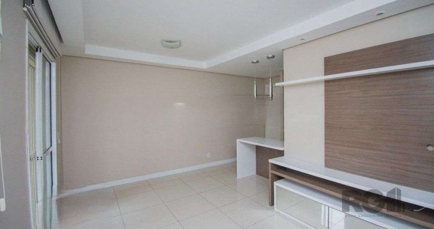 Apartamento com 3 dormitórios, 1 vaga escriturada e pátio privativo no Bairro Hu