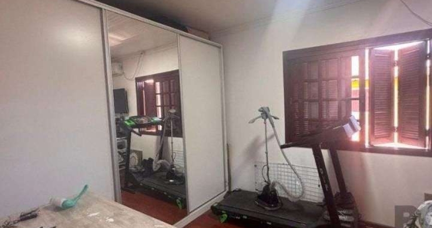 Casa em condomínio fechado com 3 quartos à venda na Avenida Edgar Pires de Castro, 1286, Hípica, Porto Alegre