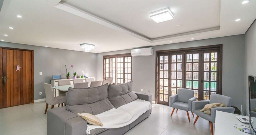 Casa 03 dormit (suíte e closet) e 4 vagas, na Vila Ipiranga, em Porto Alegre, RS