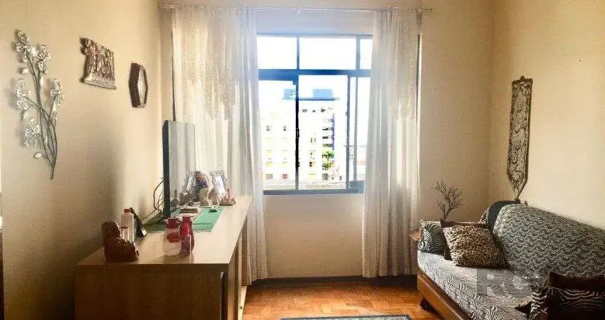 Apartamento de 1 dormitório no Centro andar alto