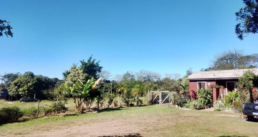 Casa 2 dormitórios à venda Lami Porto Alegre/RS