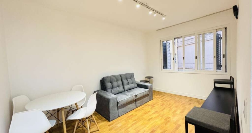 Apartamento 01 dormitório reformado Centro Porto Alegre