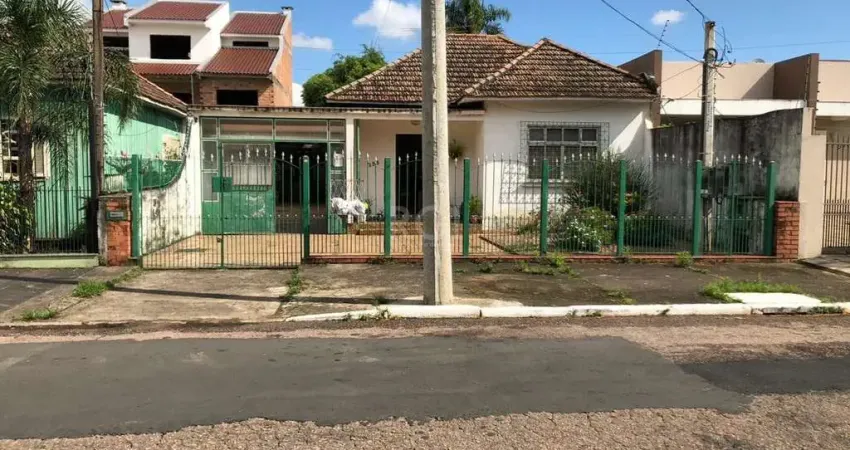 Casa para Venda - 220m², 4 dormitórios, 2 vagas - Fátima