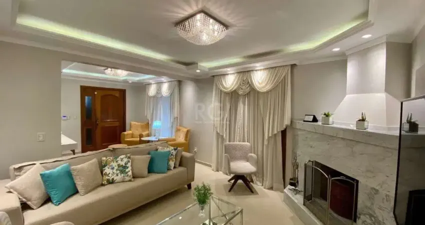 Casa para Venda - 140m², 3 dormitórios, sendo 2 suites, 4 vagas - Colina