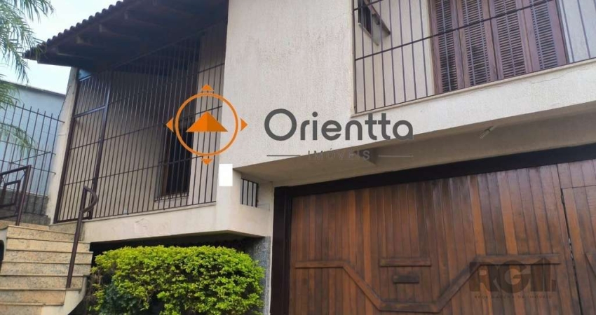 Casa 2 dormitórios para alugar Santo Antônio Porto Alegre/RS