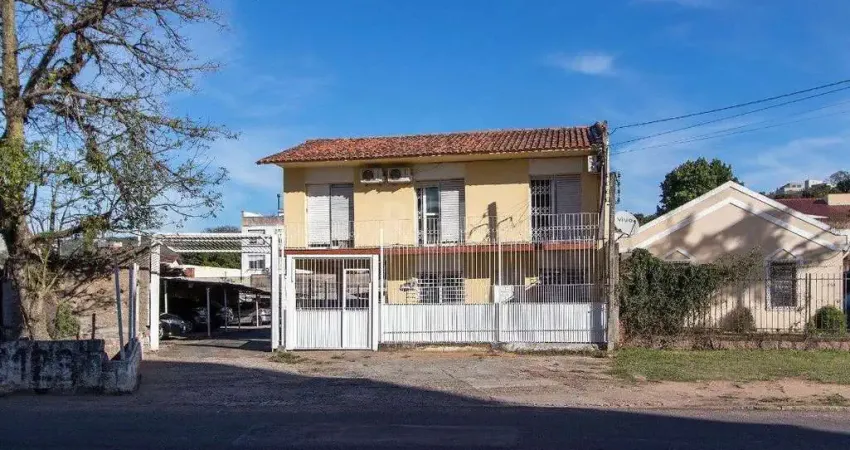 Casa Comercial para Venda - 112m², 3 dormitórios, 2 vagas - Medianeira