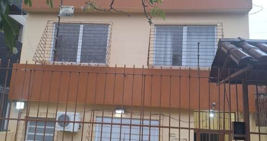 Excelente apto. de frente com 48m2 de área privativa, no bairro Santa Cecilia, c