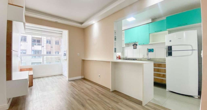 Apartamento de 2 quartos com sacada e churrasqueira com 1 vaga Porto Alegre